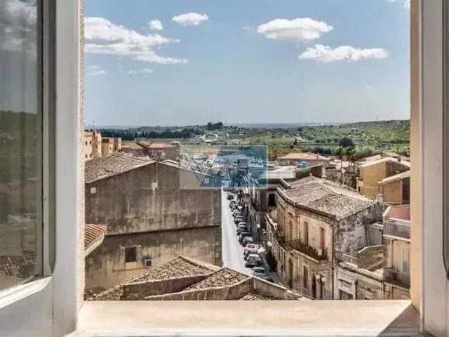 Appartamento in vendita a Noto SR