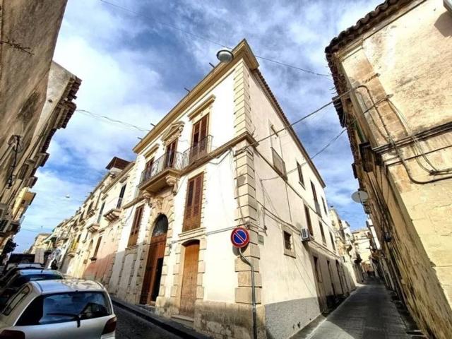 Appartamento in vendita a Noto SR