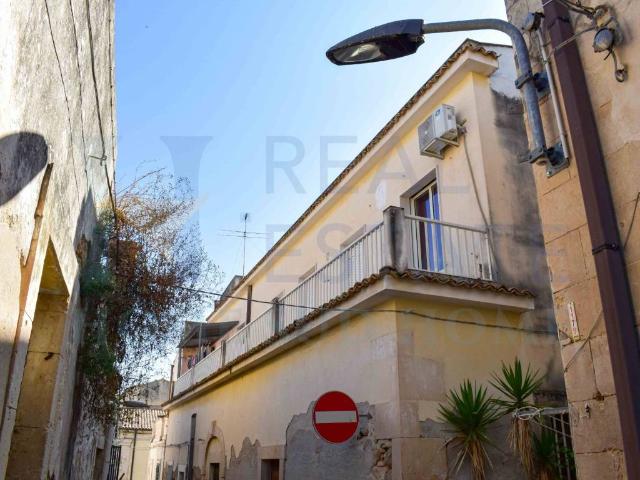 Appartamento in vendita a Noto SR