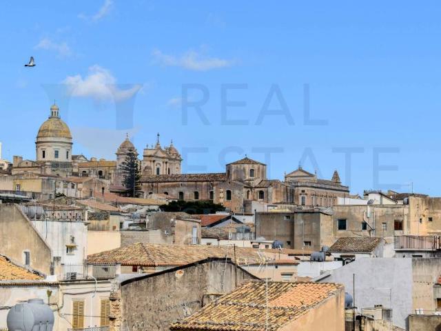 Appartamento in vendita a Noto SR