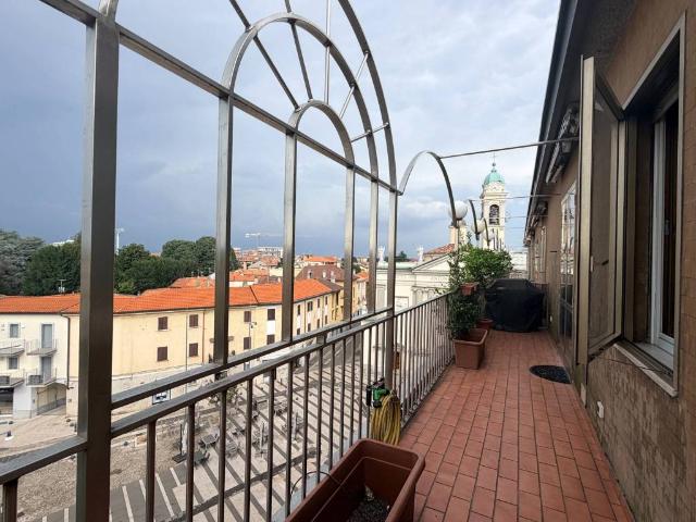 Appartamento in vendita a Nova Milanese MB