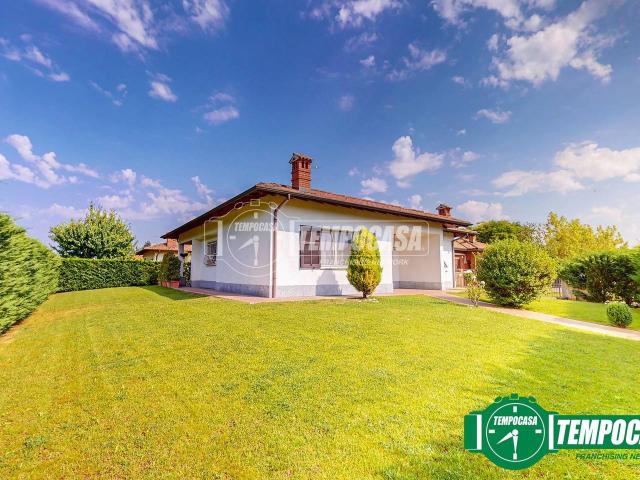 Villa in vendita a Novi Ligure
