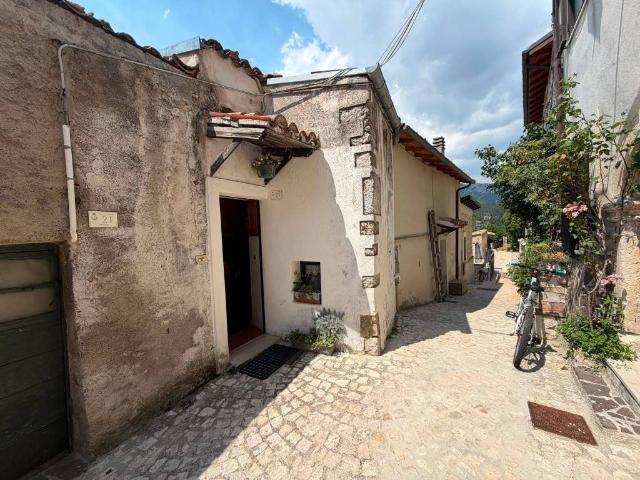 Appartamento in vendita a Ovindoli AQ