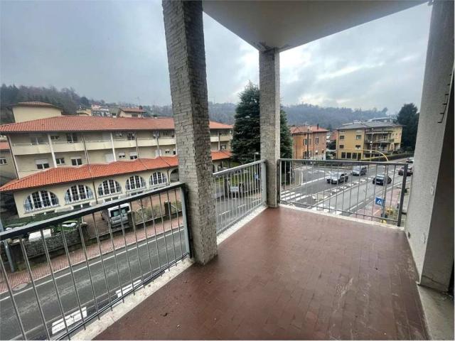 Appartamento in vendita a Oggiono LC