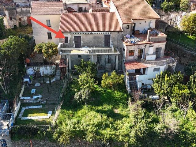 Appartamento in vendita a Ogliastro Cilento SA