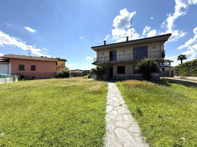 Appartamento in vendita a Oleggio Castello NO