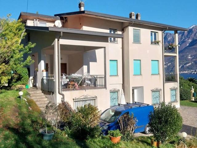 Appartamento in vendita a Oliveto Lario