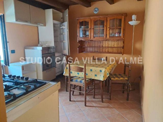 Appartamento in vendita a Oltre il Colle BG