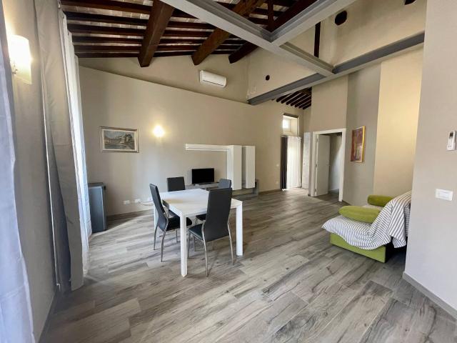 Appartamento in vendita a Orbetello, Centro storico