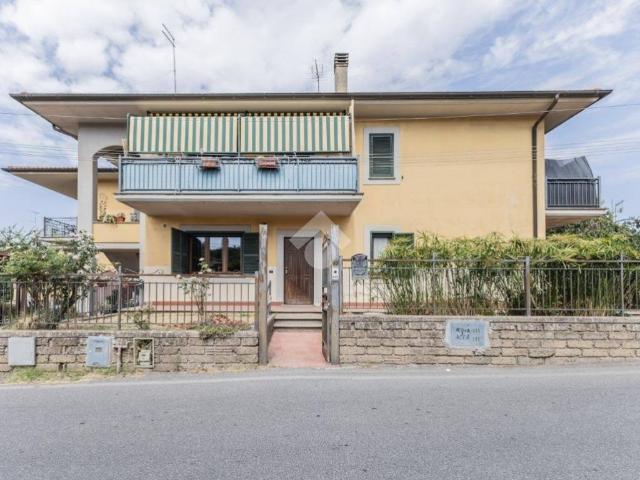 Appartamento in vendita a Oriolo Romano VT