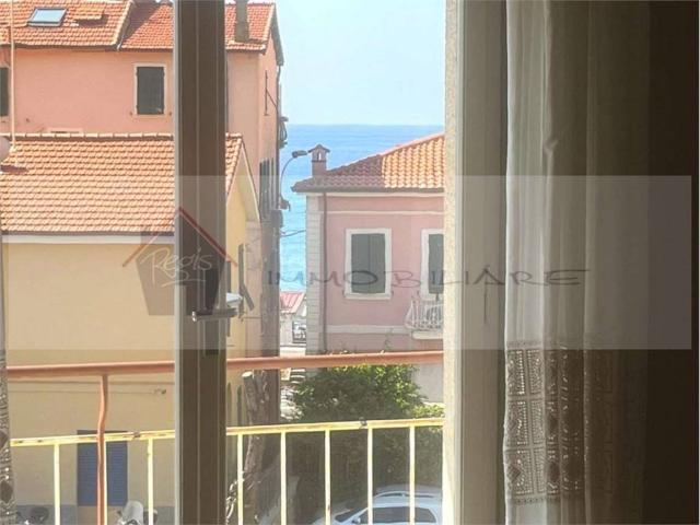 Appartamento in vendita a Ospedaletti IM