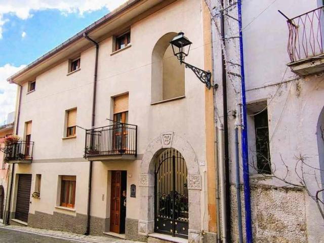 Appartamento in vendita a Ospedaletto d'Alpinolo AV