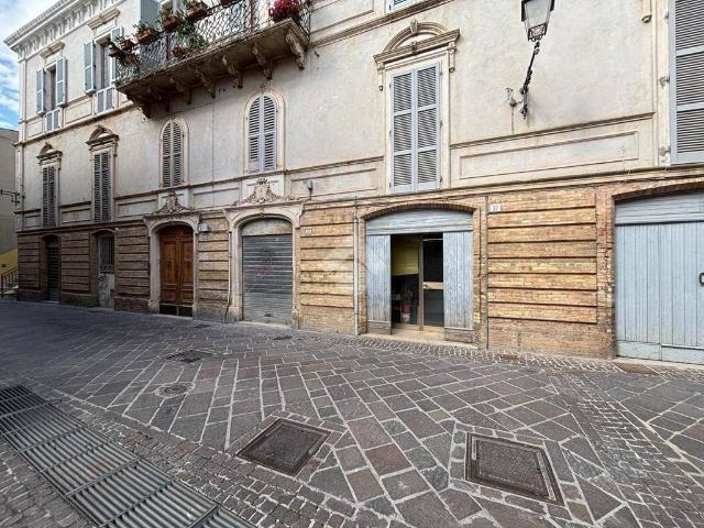 Appartamento in vendita a Atri TE