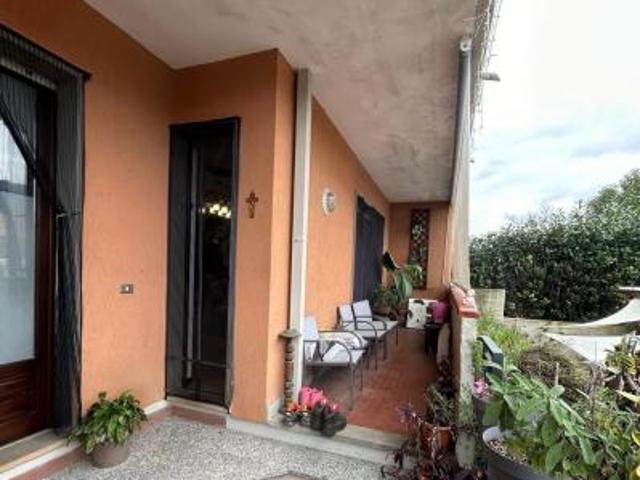 Appartamento in vendita a Avenza Carrara 120 mq Rif: 1402816