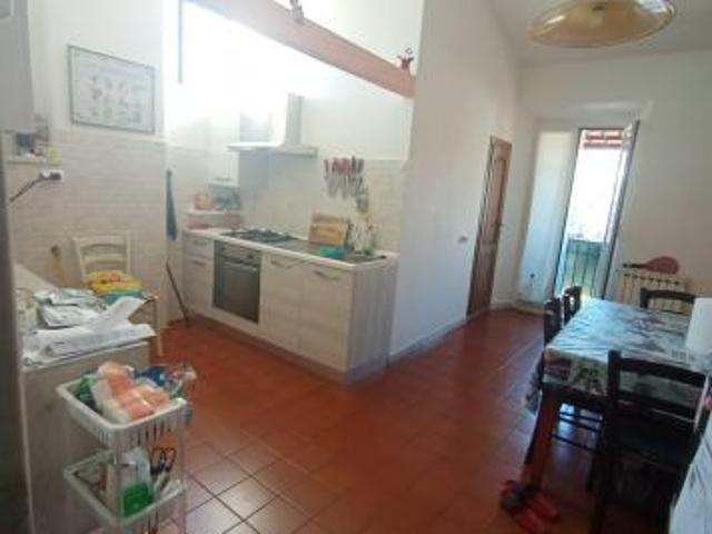 Appartamento in vendita a Avenza Carrara 120 mq Rif: 1414169