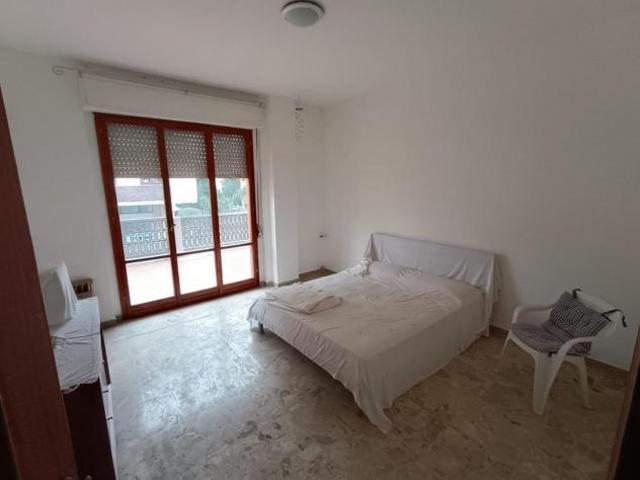 Appartamento in vendita a Avenza Carrara 128 mq Rif: 1398610