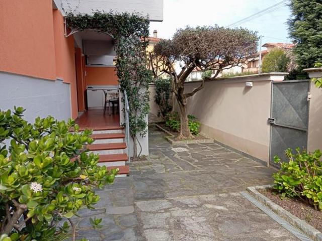 Appartamento in vendita a Avenza Carrara 130 mq Rif: 1399832