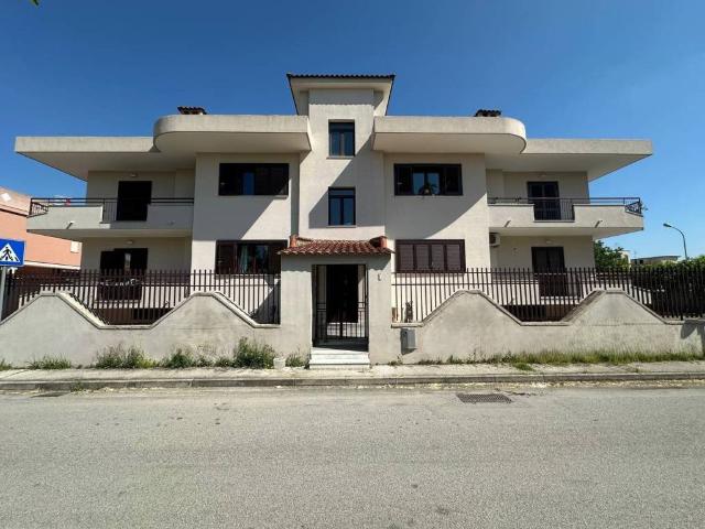 Appartamento in vendita a Aversa CE