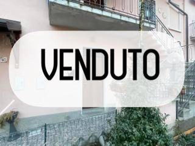 Appartamento in vendita a Azzate VA