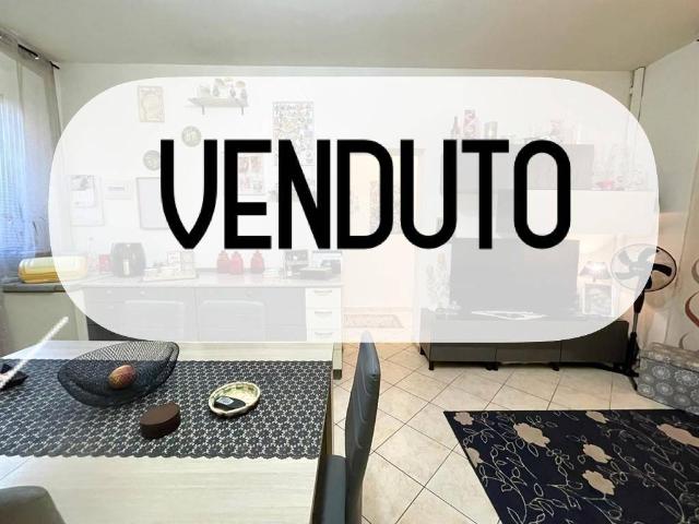 Appartamento in vendita a Azzate VA