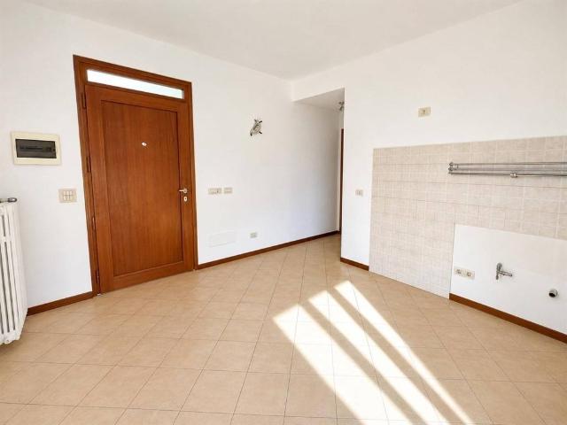 Appartamento in vendita a Azzate VA