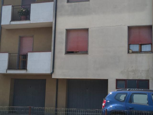 APPARTAMENTO in VENDITA a ABBADIA SAN SALVATORE ABBADIA SAN SALVATORE di 4 vani