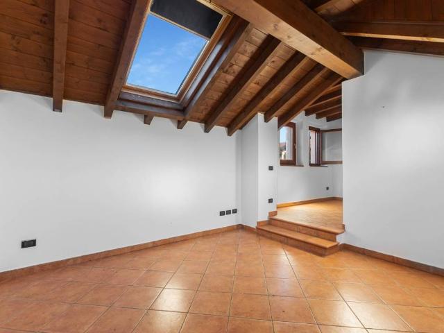 Appartamento in vendita a Abbiategrasso MI