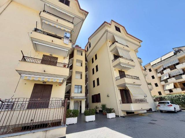 Appartamento in vendita a Acerra NA