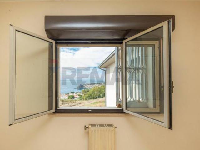 Appartamento in vendita a Aci Castello, Acitrezza