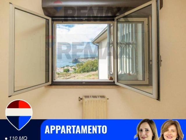 Appartamento in vendita a Aci Castello CT