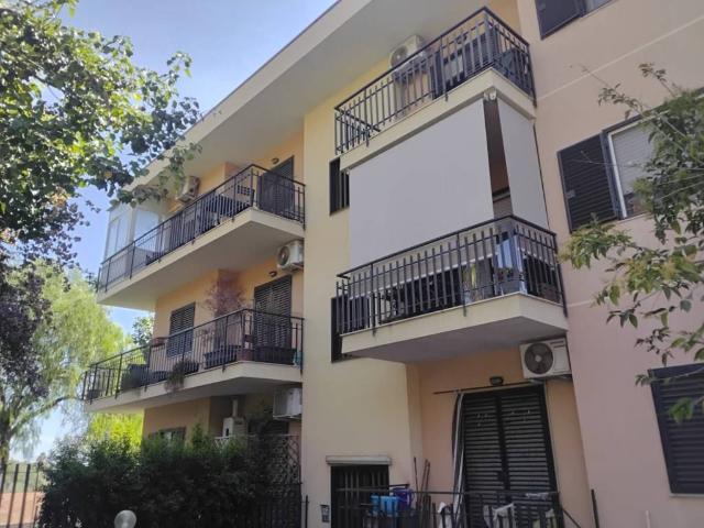 Appartamento in vendita a Aci Castello CT