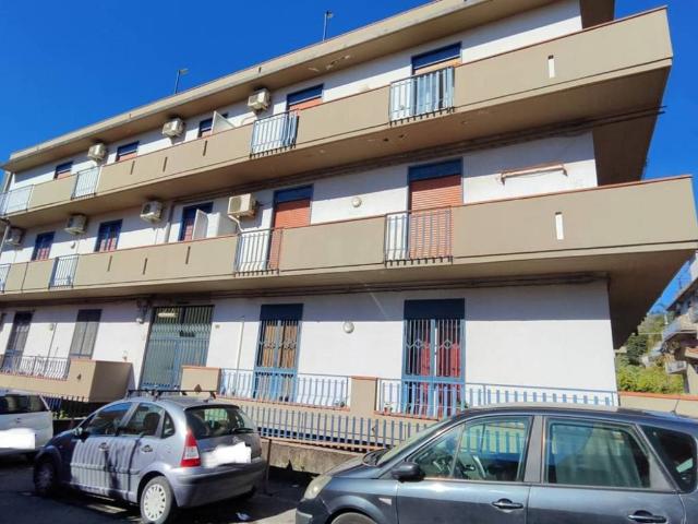 Appartamento in vendita a Aci Catena CT