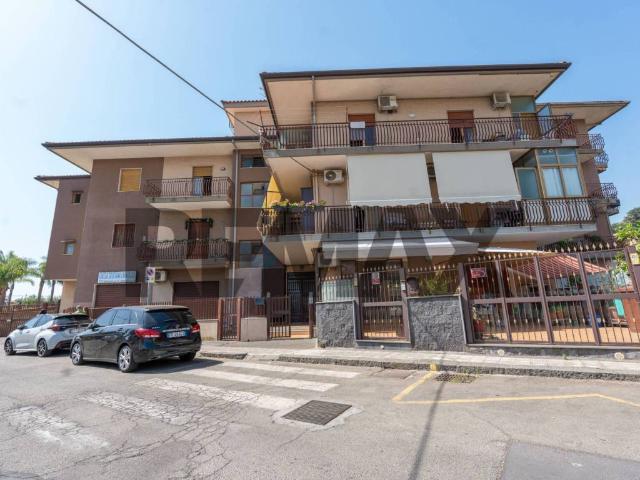 Appartamento in vendita a Aci Catena CT