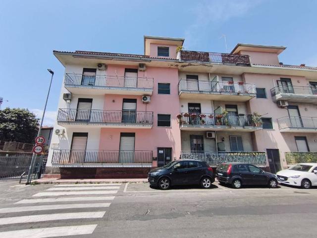 Appartamento in vendita a Aci Catena CT