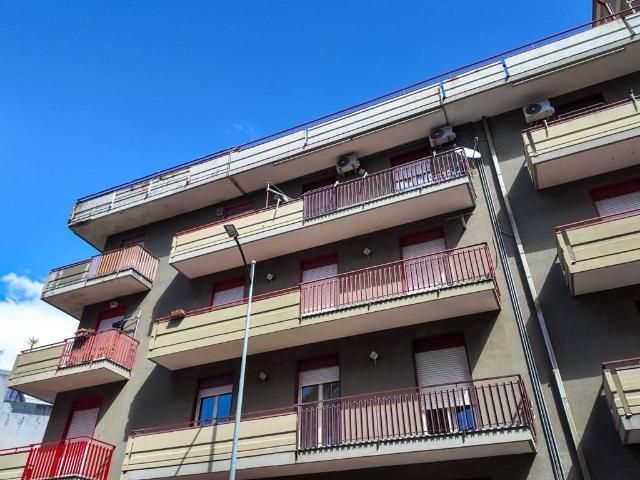 Appartamento in vendita a Aci Catena CT