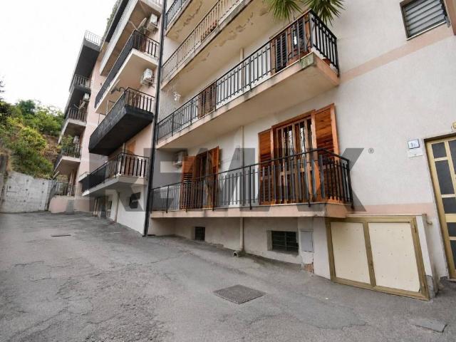 Appartamento in vendita a Aci Catena CT