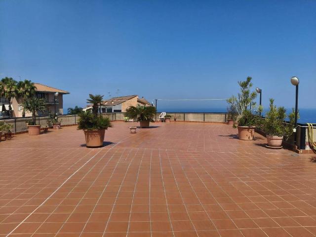 Appartamento in vendita a Aci Catena CT