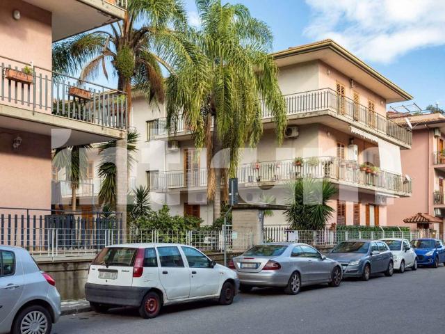 Appartamento in vendita a Aci Catena CT