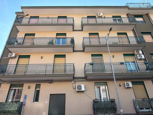 Appartamento in vendita a Aci Catena CT