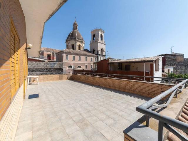 Appartamento in vendita a Aci Catena CT
