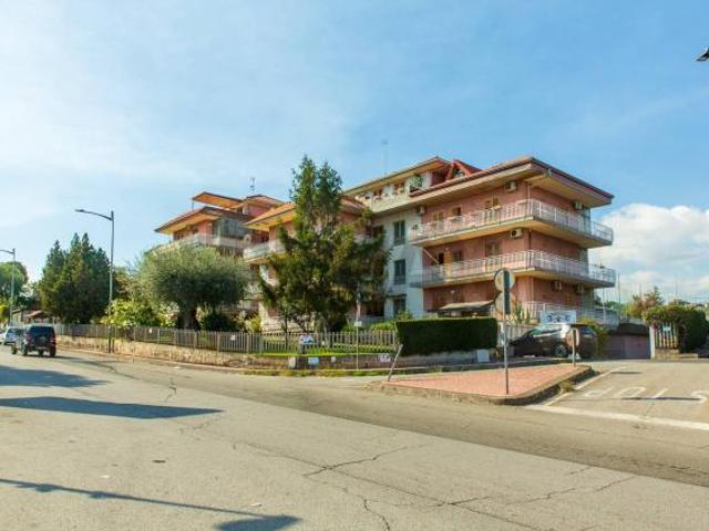 Appartamento in vendita a Aci Catena, San Nicolò
