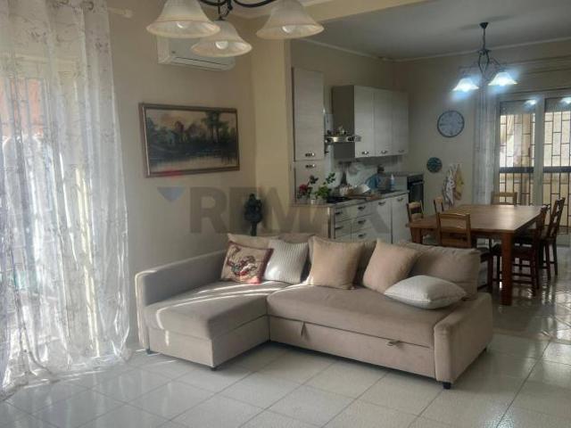 Appartamento in vendita a Aci Catena, San Nicolò