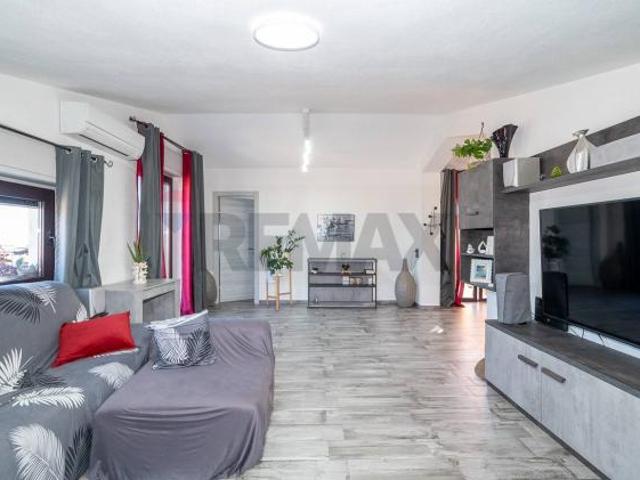 Appartamento in vendita a Aci Sant'Antonio