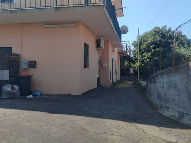 Appartamento in vendita a Aci Sant'Antonio CT