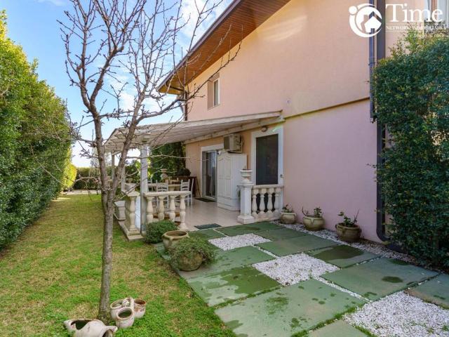 Appartamento in vendita a Aci Sant'Antonio CT