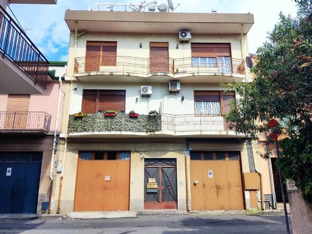 Appartamento in vendita a Aci Sant'Antonio CT