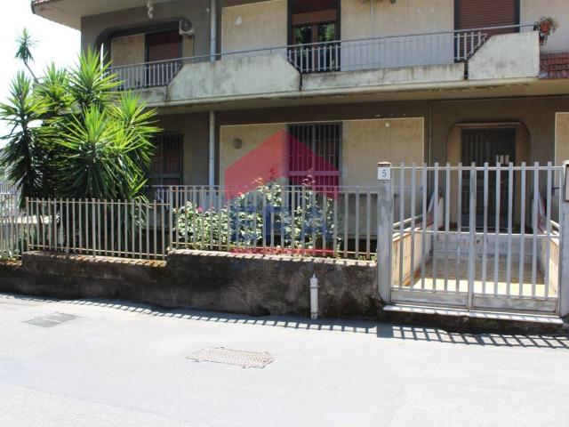 Appartamento in vendita a Aci Sant'Antonio CT