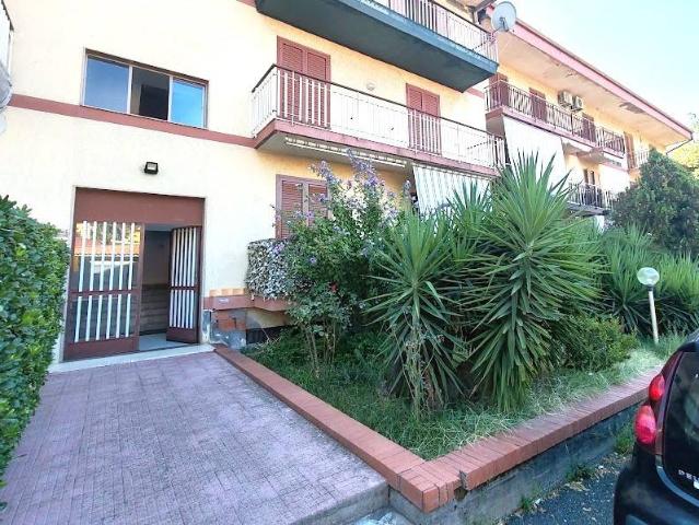 Appartamento in vendita a Aci Sant'Antonio CT