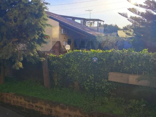 Appartamento in vendita a Aci Sant'Antonio CT