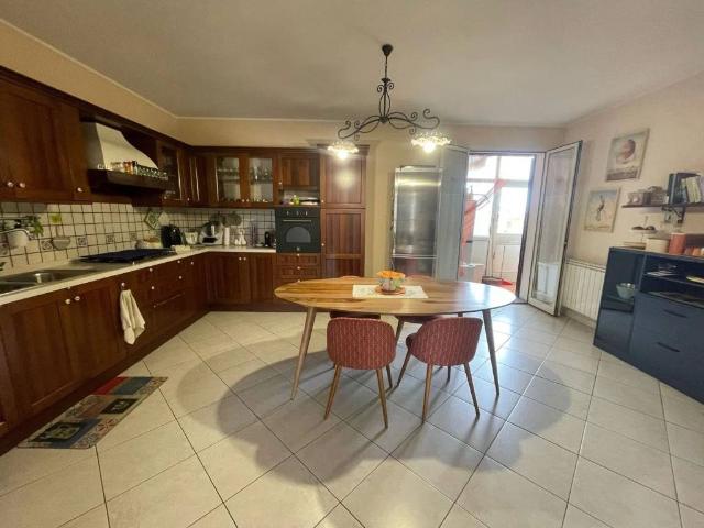 Appartamento in vendita a Acireale CT